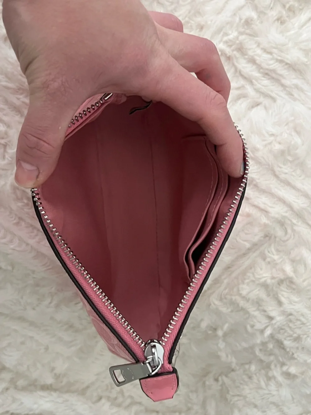 Nolita 19 Coach Pink Signature Embossed Leather Shoulder Bag - Picture 5 of 6